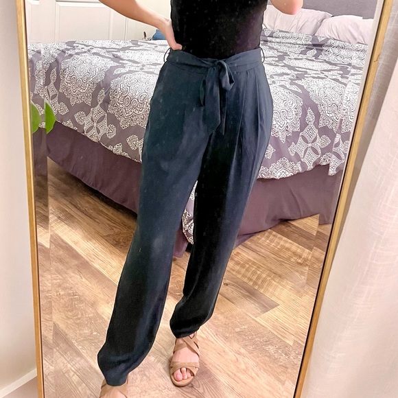 Green dress pants - Picture 2 of 4